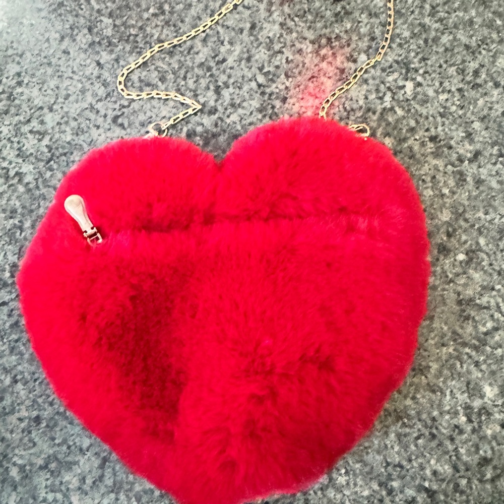 Heart Purse - Picture 2 of 2